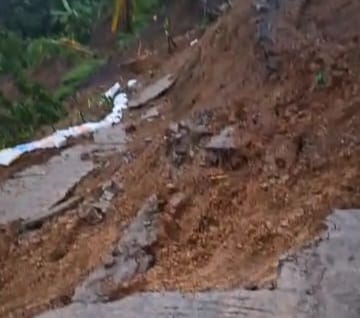 Longsor Parah, Desa Bongas - Tlagasana Pemalang Butuh Jalan Baru