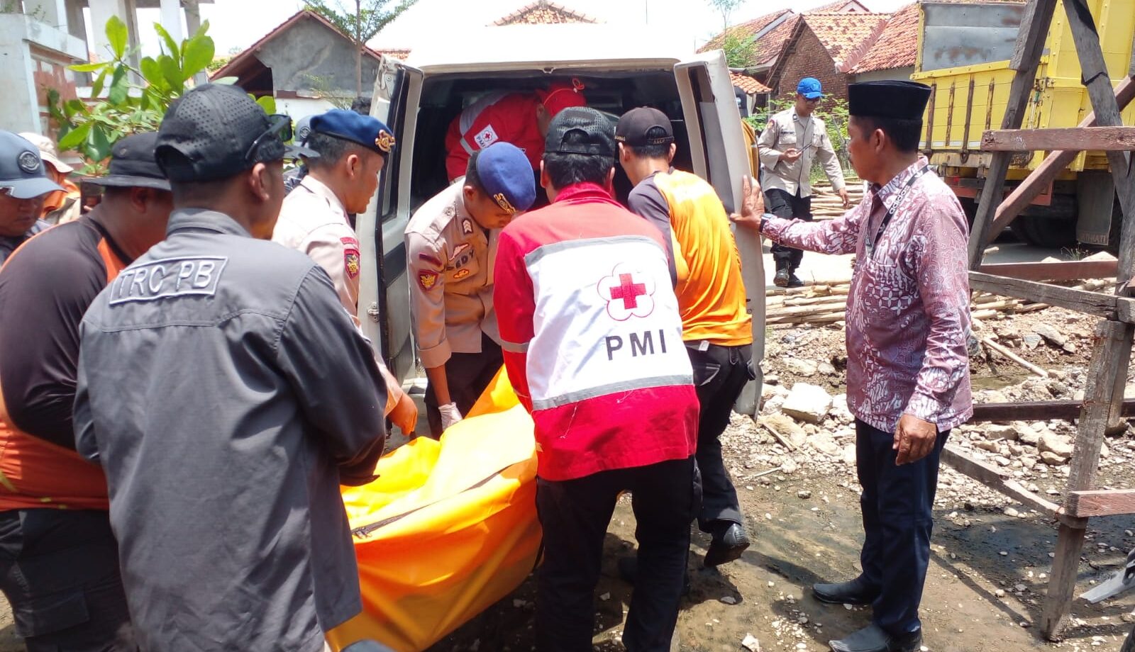 Belasan Kru Kapal Tenggelam Dievakuasi ke Pemalang, Ini Data Korbannya