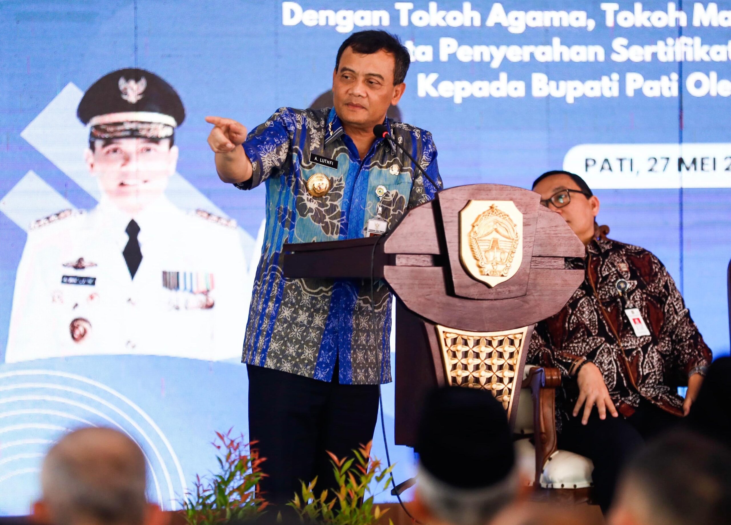 Gubernur Ahmad Luthfi Arahkan Dana CSR Rp 9,9 M untuk Beasiswa Anak Kurang Mampu