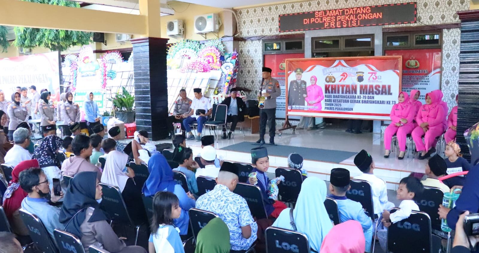 Sejumlah 24 Anak Ikuti Khitan Massal Gratis yang Digelar Polres Pekalongan