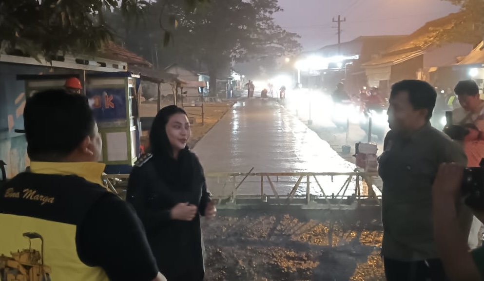 Bupati Brebes Gelontorkan Rp9 Miliar untuk Perbaikan Jalan Tanjung–Kersana, Warga Senang