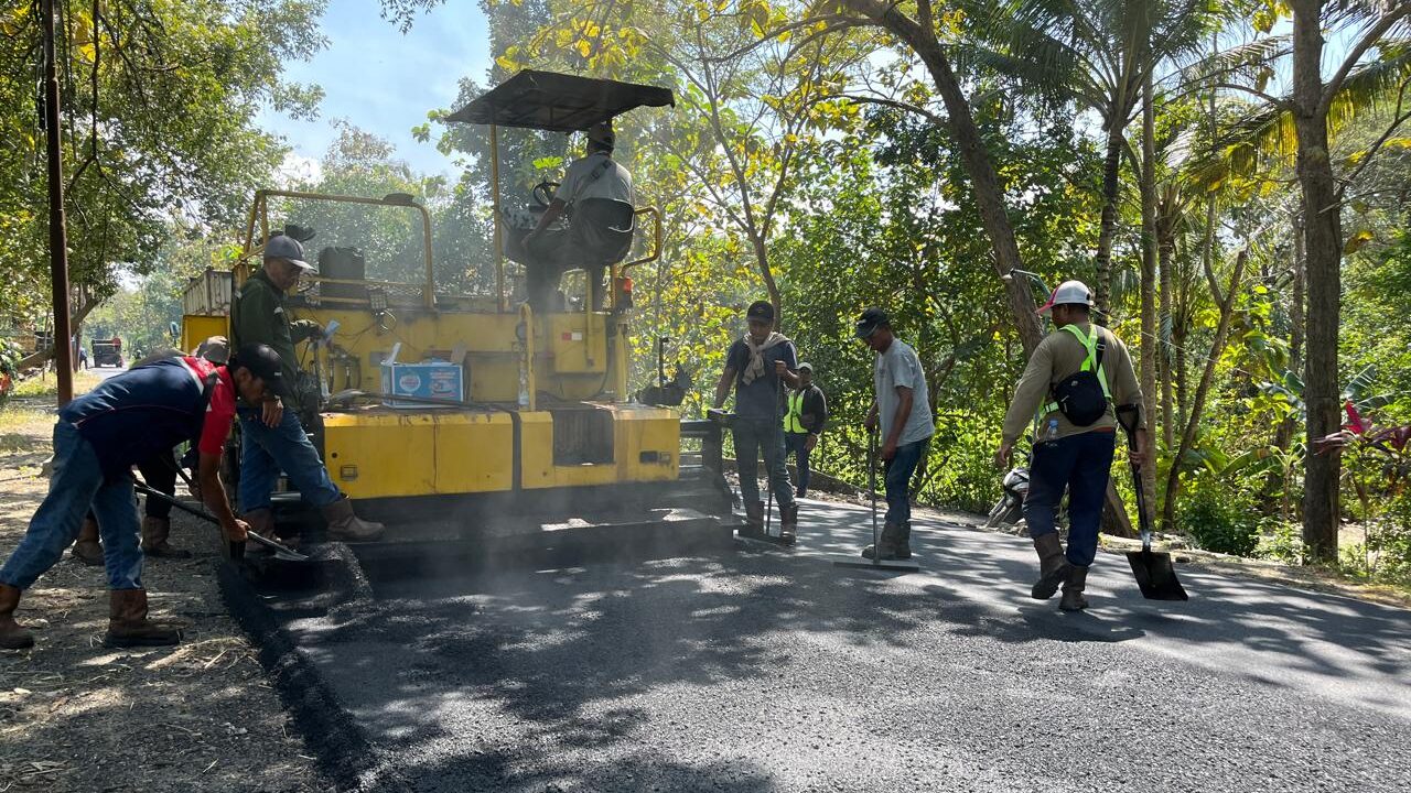 Percepatan Perbaikan Jalan di Jateng, Warga Apresiasi Kepemimpinan Ahmad Luthfi