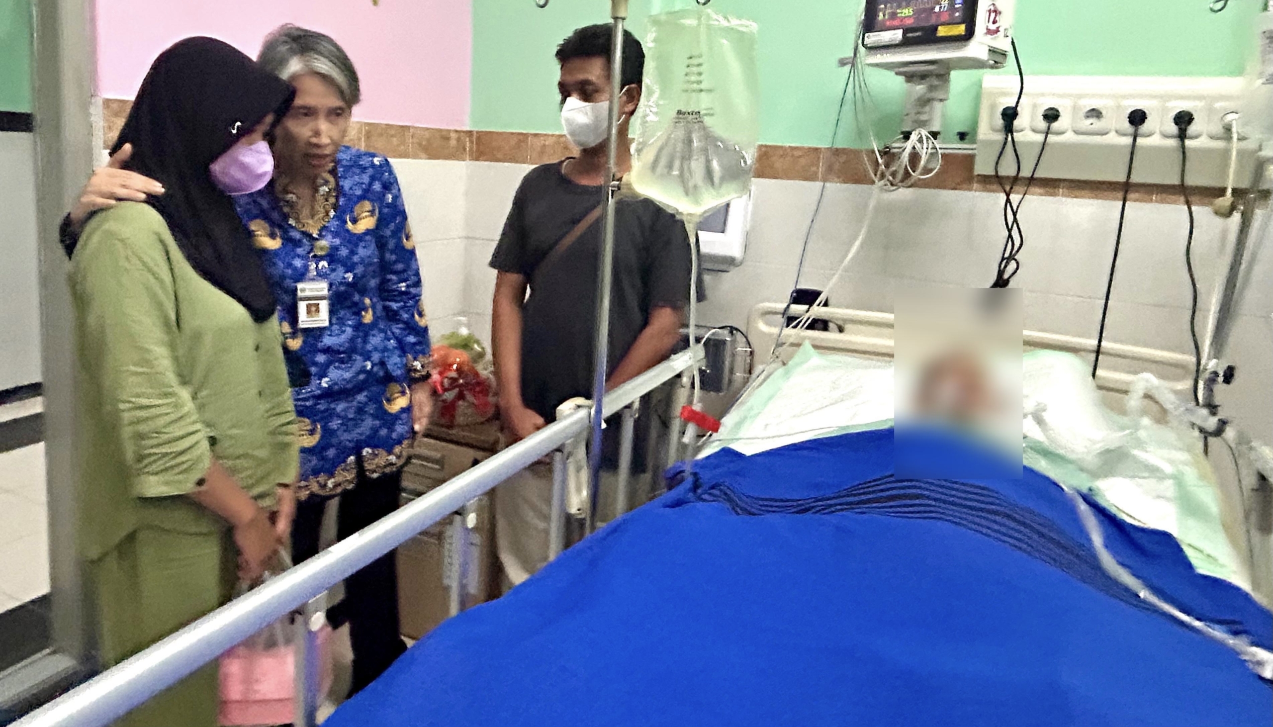 Gubernur Ahmad Luthfi Pantau Anak Pekalongan Korban Gigitan Ular Weling