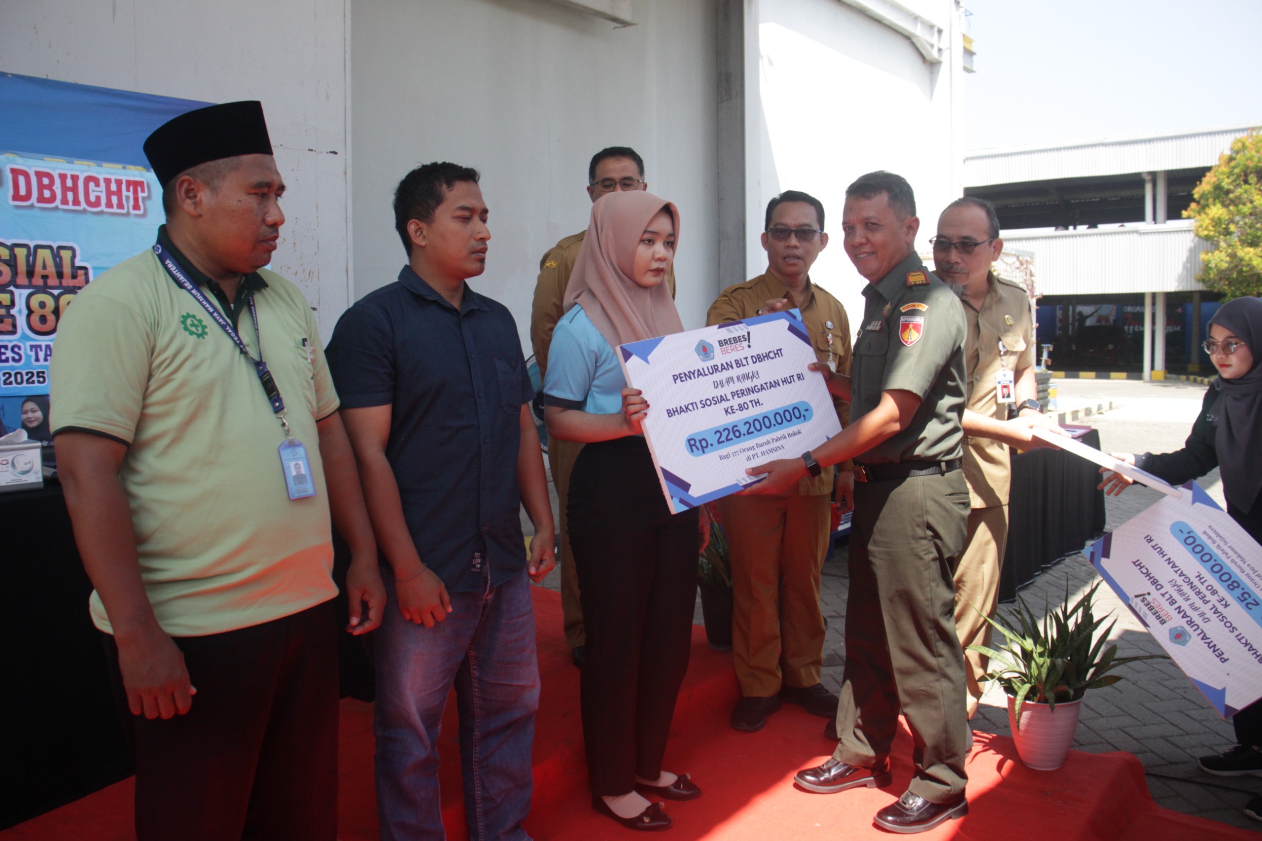 Dari Cukai untuk Rakyat, BLT DBHCHT Ringankan Beban Hidup Buruh Rokok Brebes