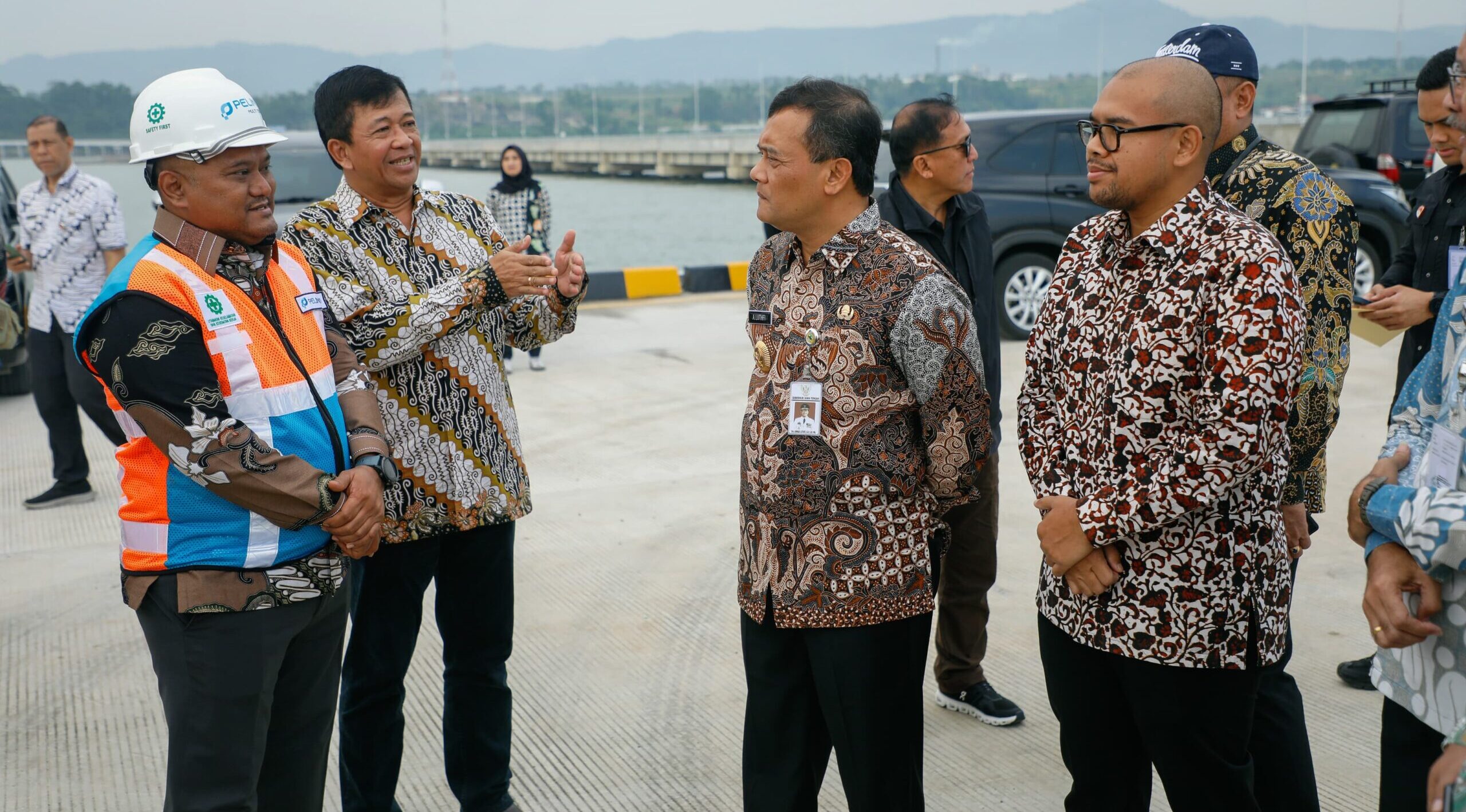 Efisiensi Bongkar Muat Barang, Pelabuhan Batang Segera Beroperasi