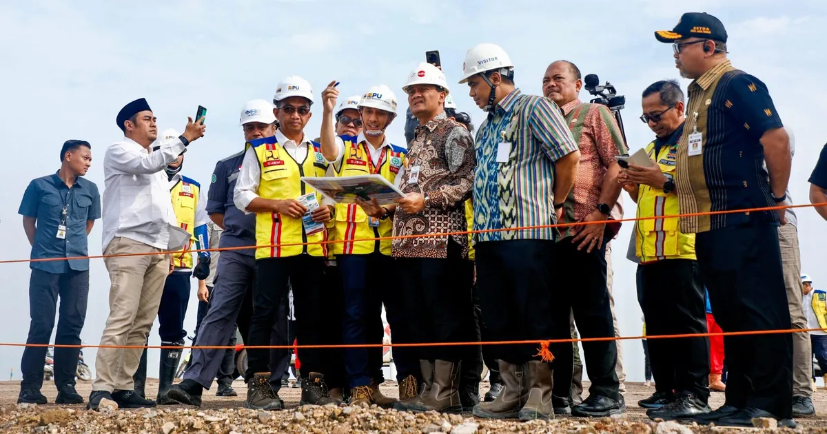 Hasil Survei Gubernur-Wagub Jateng Dinilai Kurang Populer...