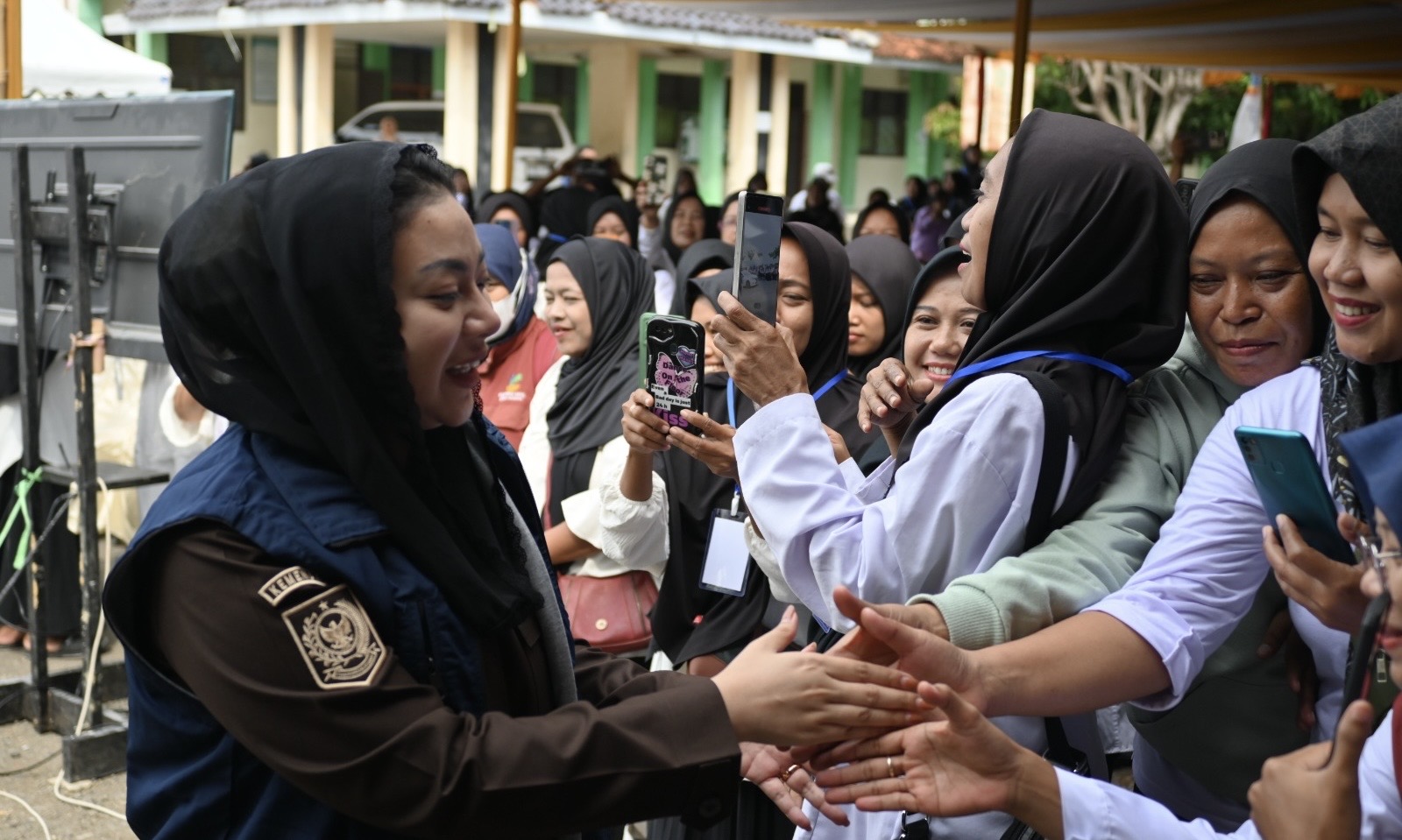 2.000 KPM PKH Diwisuda, Bupati Brebes Ini Bukan Akhir