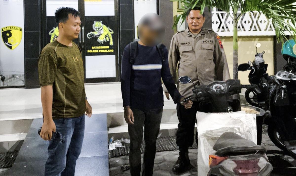 Pria asal Tegal Nekat Panjat Tower Sutet, Curi Plang Alumunium di Pemalang