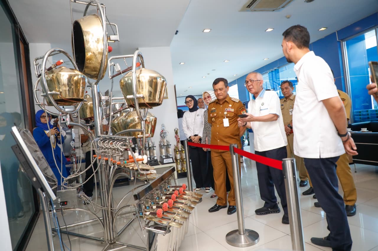 Gubernur Jateng Ajak Mahasiswa Hasilkan Lebih Banyak Inovasi