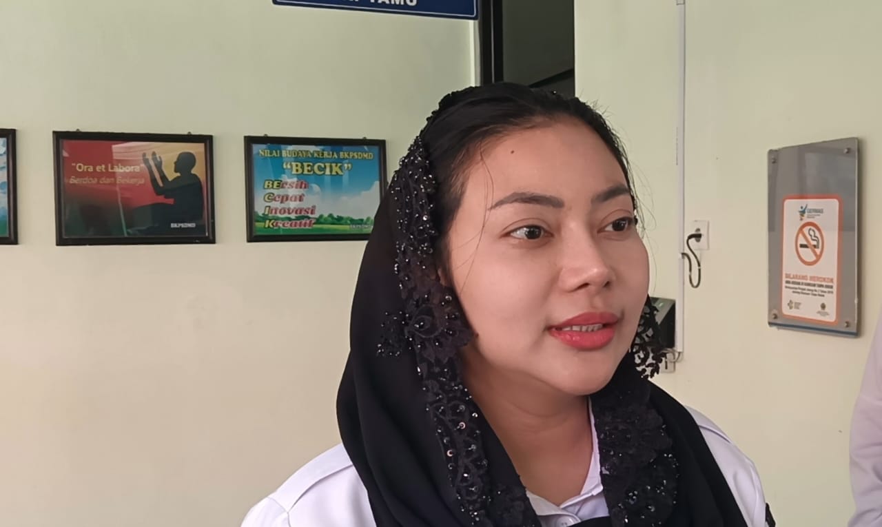 Bupati Paramitha Wajibkan Perusahaan di Brebes Sediakan Sarana Ibadah