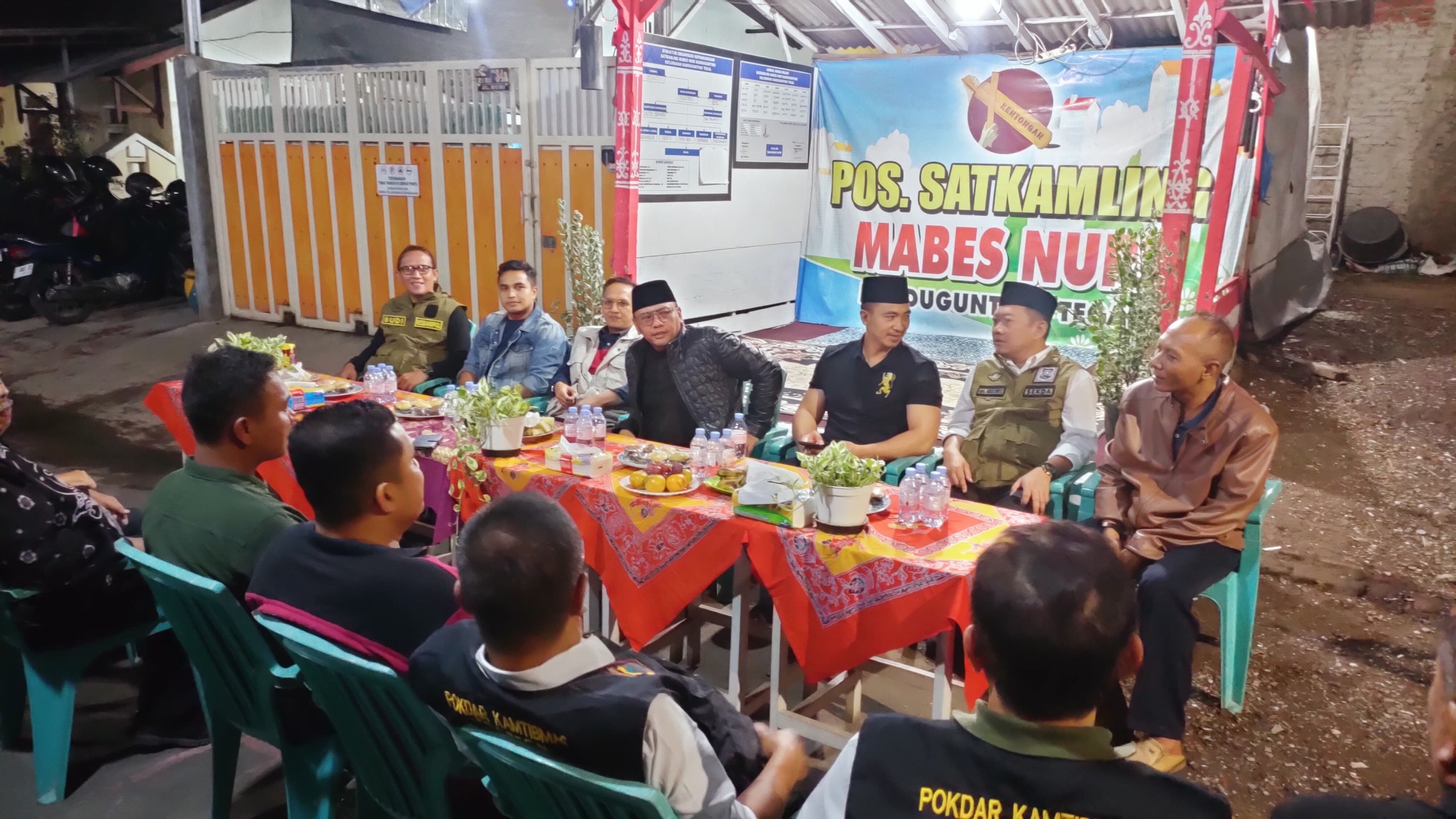 Blusukan Poskamling, Dedy Yon Tegaskan Warga Satu Persepsi Jaga Kota dari Anarkisme