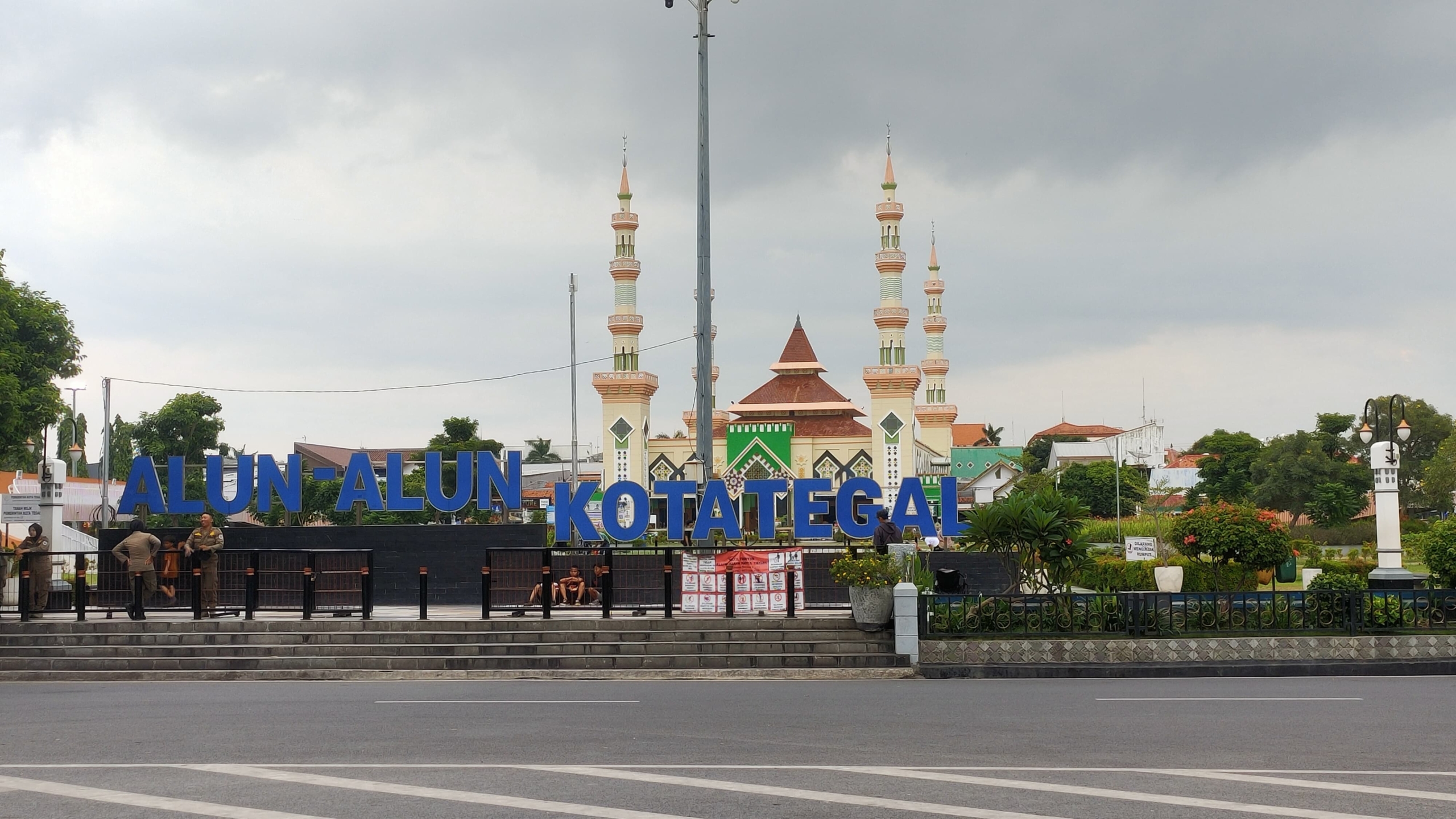 Cuaca Tegal Rabu 17 September 2025, Hujan Ringan Sore hingga Malam