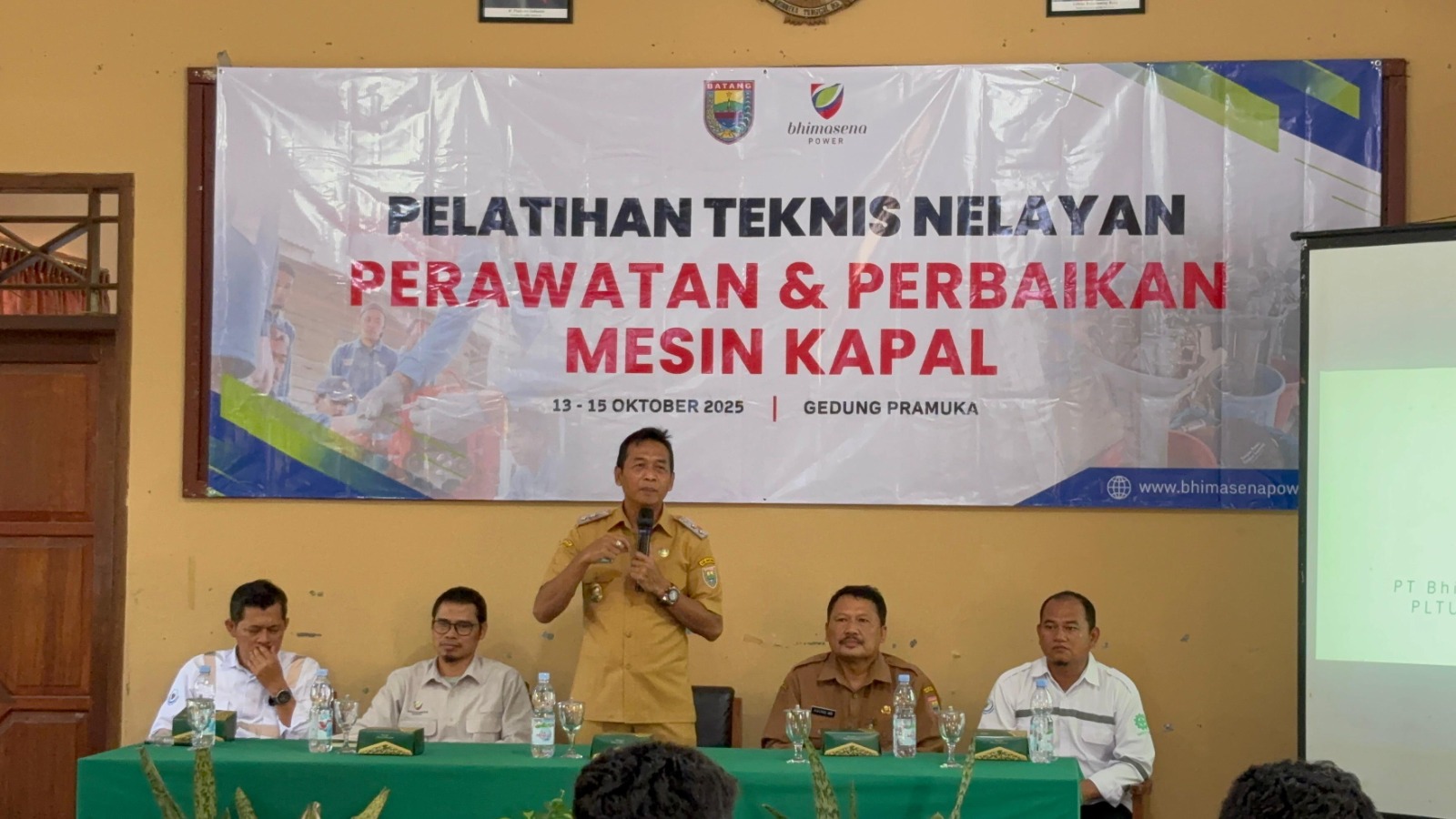 Nyalakan Harapan Baru, DKP Batang Gandeng PLTU Batang Tingkatkan Kapasitas Nelayan Roban Timur