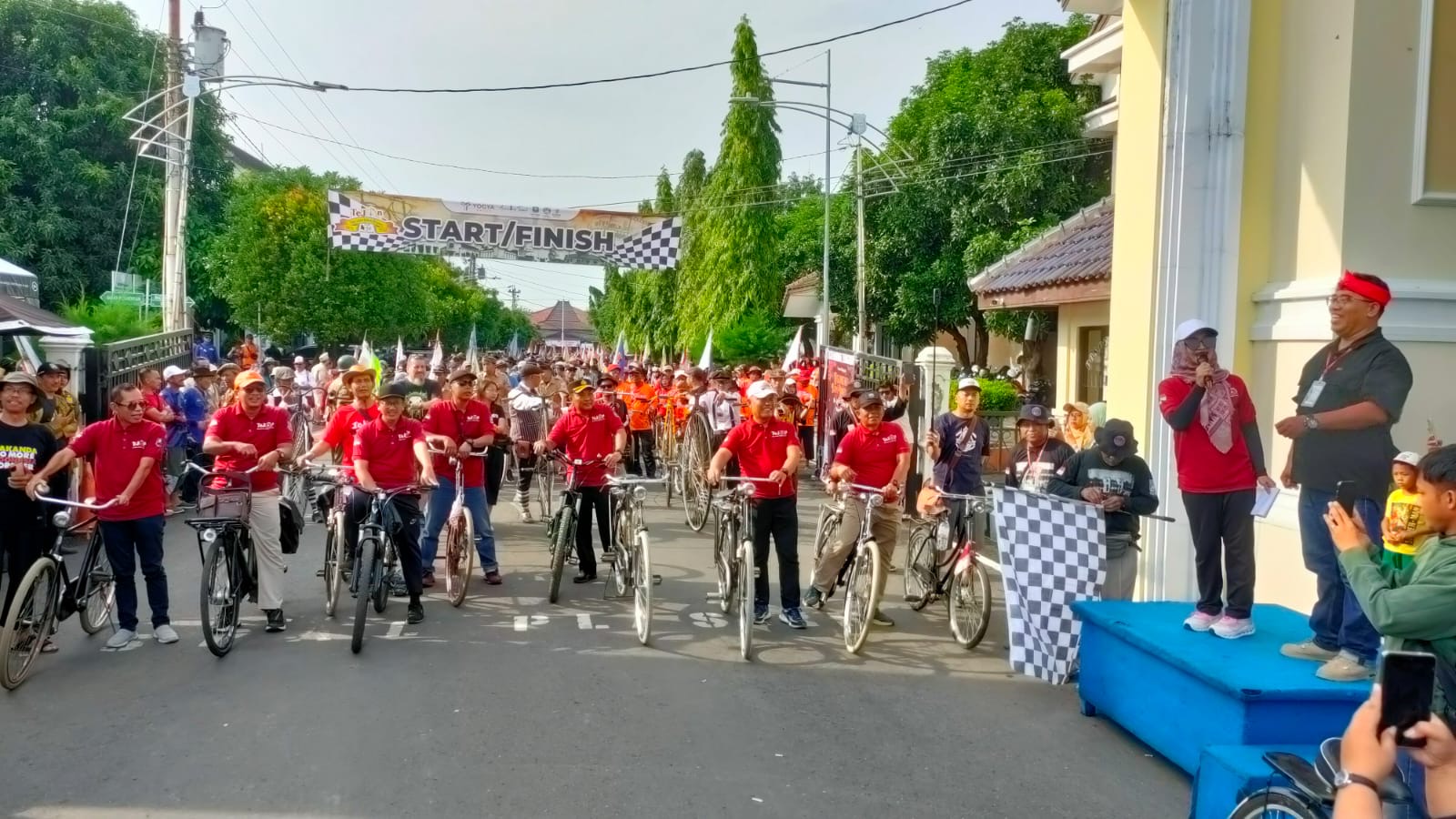 Heritage Tegal Jadi Magnet, Ribuan Onthelis Ramaikan Tejon Seri 3