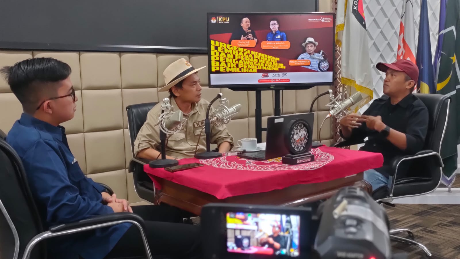 Dwi Ariadi di Podcast KPU Tegal : Media Punya Peran Strategis Kawal Pemilu Jujur