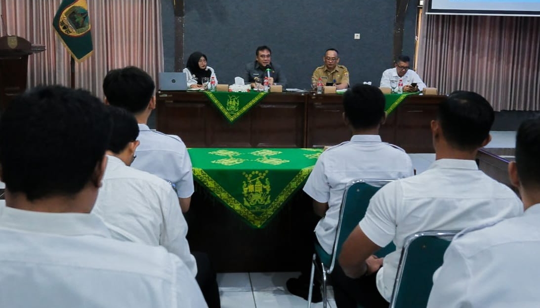 Wabup Nurkholes Ingin Pembangunan 143 Dapur MBG Dikebut, Tekankan Zero Error