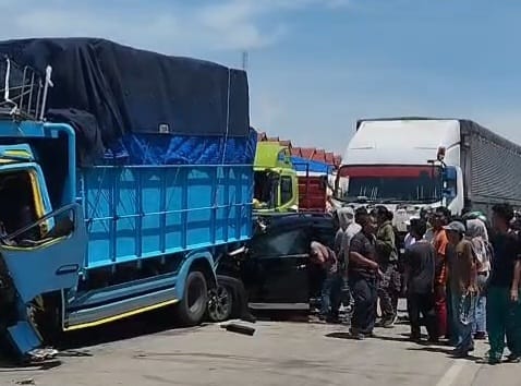 Tabrakan Beruntun di Comal Pemalang Libatkan 6 Kendaraan