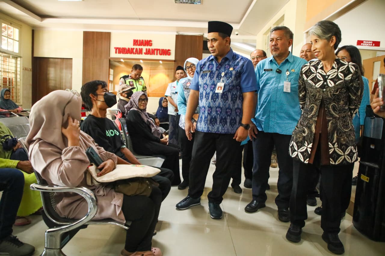 Gus Yasin Tinjau Pembangunan Gedung VIP RSUD Margono Soekarjo, Layanan Radioterapi Terbaik di Banyumas 