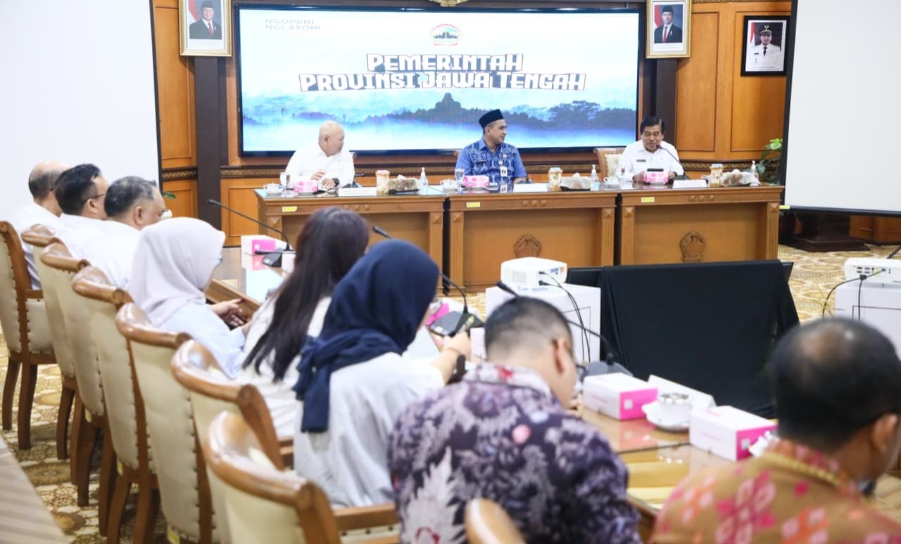 Pemprov Jateng Dapat Persetujuan Hybrid Sea Wall dari Badan Otorita Pantura