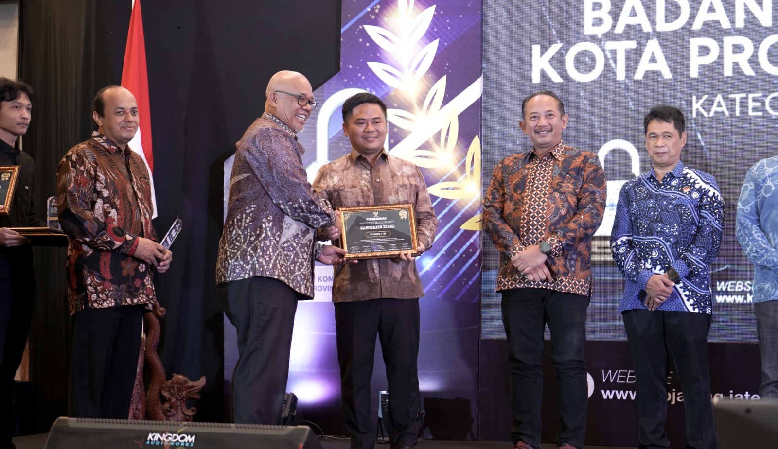 KIP Award Jateng 2025, Kabupaten Tegal Raih Predikat Informatif