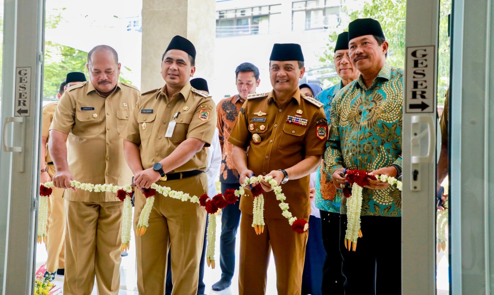 Ahmad Luthfi Resmikan Masjid Baru di Kawasan Setda Jateng