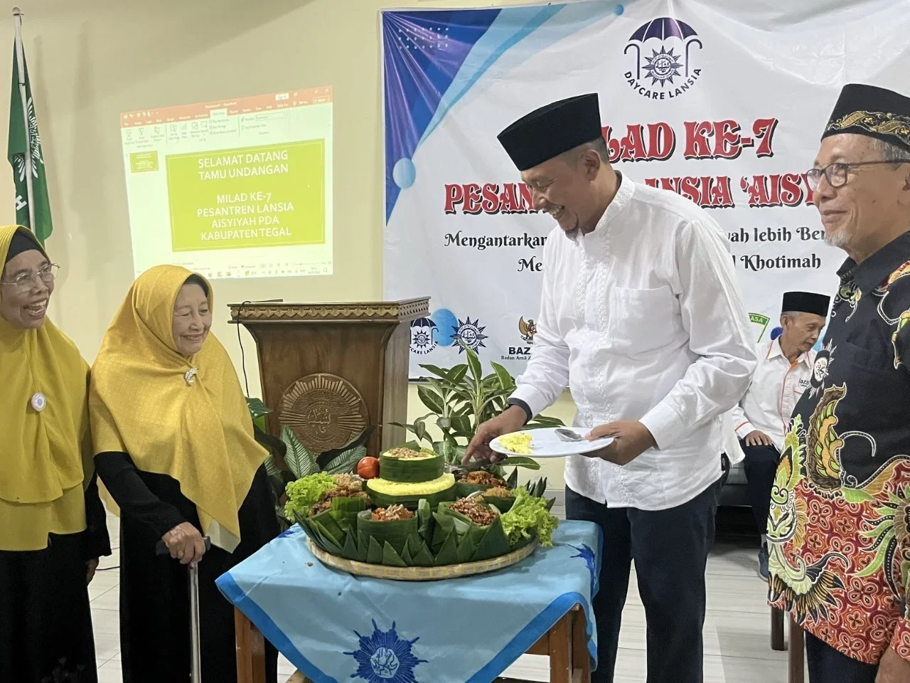 Tangguh, Lebih dari 51 Persen Lansia di Kabupaten Tegal Masih Bekerja