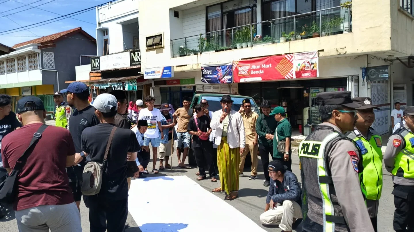 Aliansi Masyarakat Peduli Desa Benda Gelar Demo, Tuntut Kades Mundur dan Usut Dana Desa