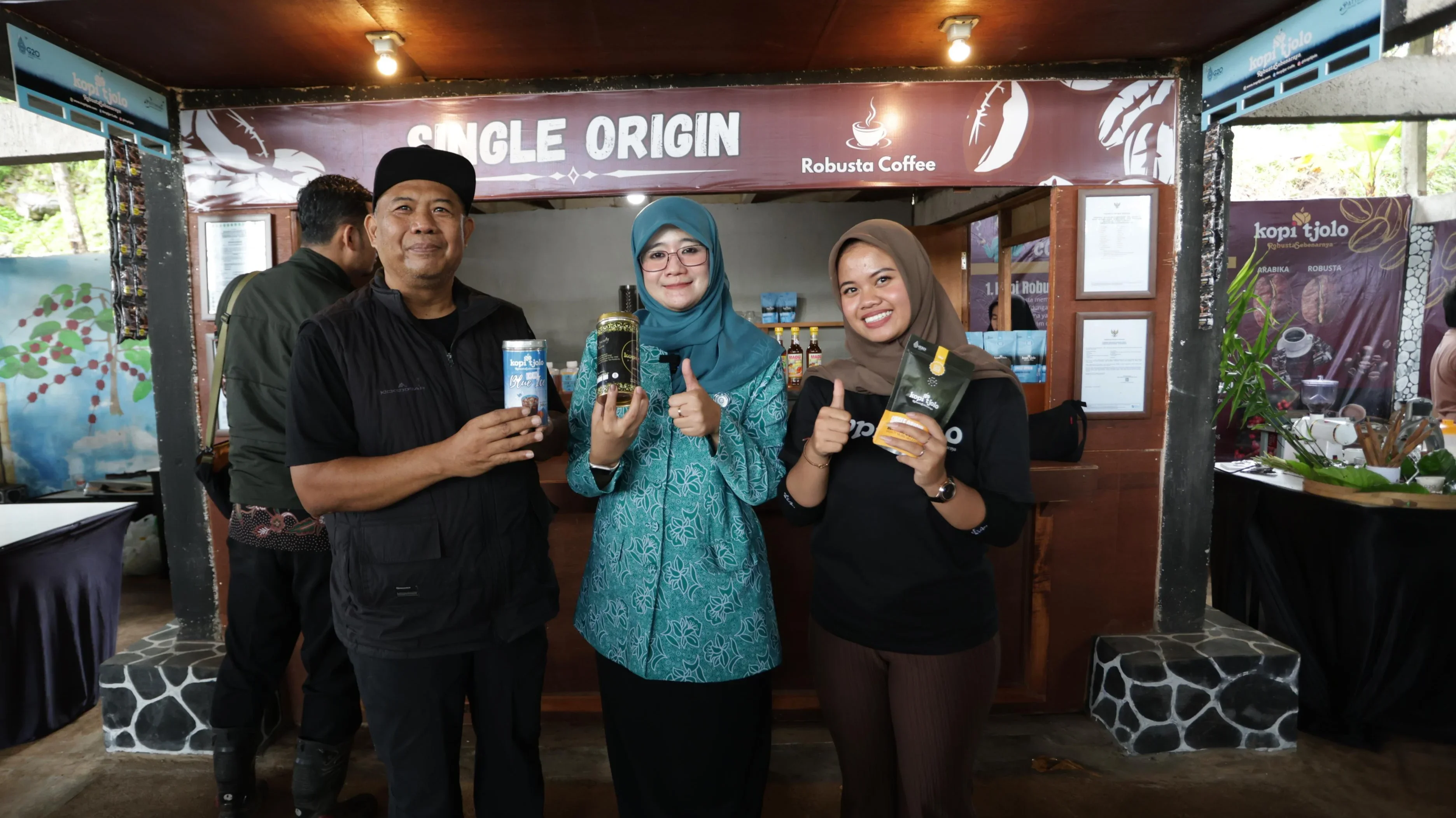 Berhasil Tembus Pasar Internasional, Nawal Yasin Borong Kopi Khas Muria Kudus