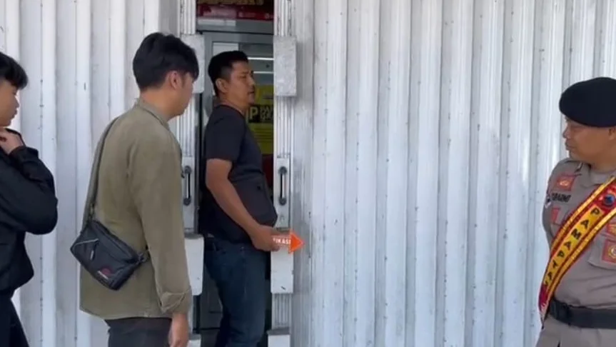 Minimarket di Pantura Brebes Dibobol Pencuri, Aksinya Terkam CCTV