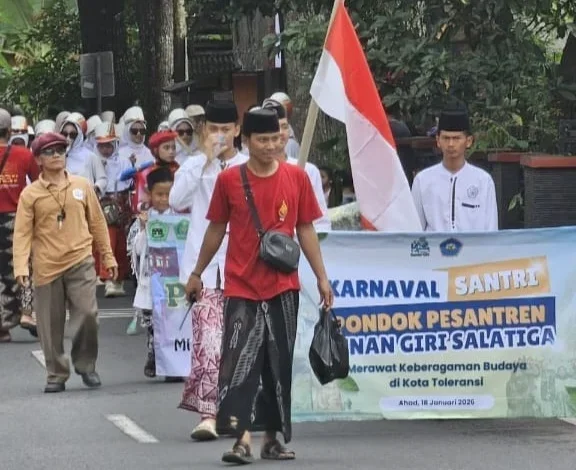 Pawai Santri Ponpes Sunan Giri Salatiga