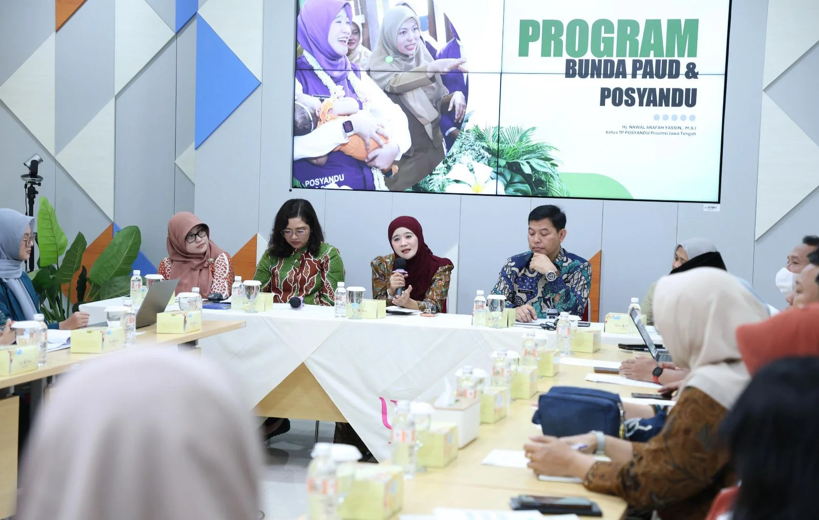 Ning Nawal Tingkatkan Layanan Posyandu & PAUD Jateng Bersama Psikologi Undip