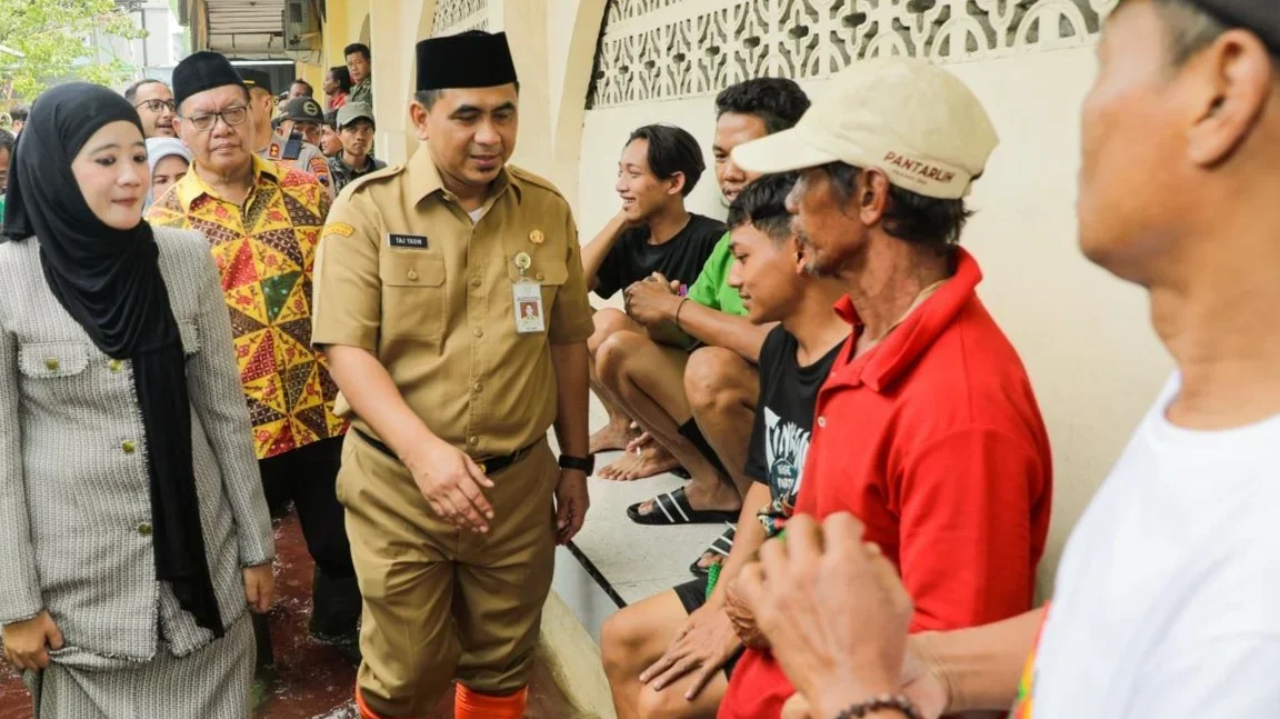 Wagub Jateng Tinjau Banjir Pekalongan, Minta Evakuasi Warga Rentan
