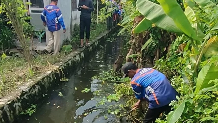 Genangan Air Krandon Tegal Ditangani, 250 Orang Turun Bersihkan Saluran
