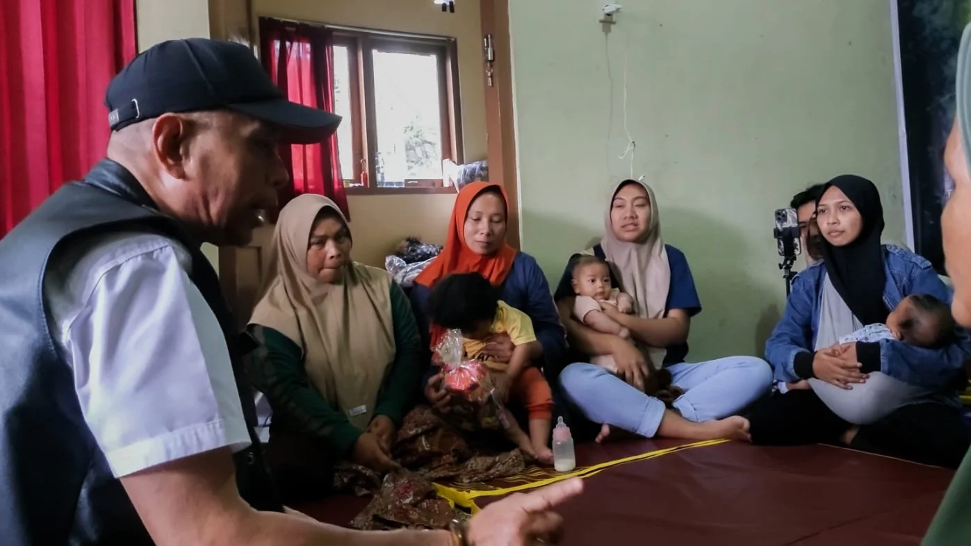 Wamensos Tinjau Korban Banjir Bandang Pemalang, Jamin Rehabilitasi Rumah