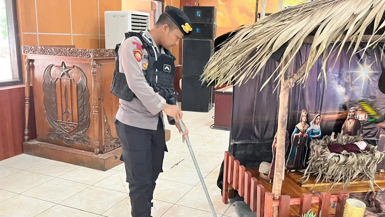 Sterilisasi Ketat GPU Kajen, Polres Pekalongan Pastikan Natal Bersama Aman