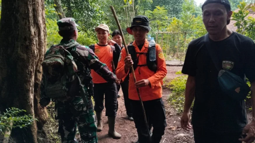 Pencarian Warga Galuhtimur Brebes yang Hilang Dibagi Empat Arah, Kendala Sinyal di Lokasi Perbukitan