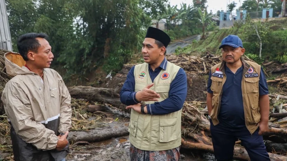 Tinjau Banjir Bandang Pemalang, Taj Yasin Dorong Penguatan Hutan Lindung