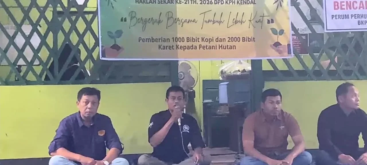 Sekar KPH Kendal Dorong Agroforestry Berkelanjutan, Salurkan Ribuan Bibit Kopi dan Karet