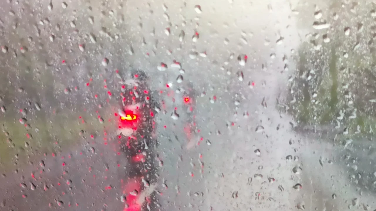 BREAKING NEWS : Cuaca Ekstrem Siang Ini, BMKG Warning Wilayah Tegal Raya