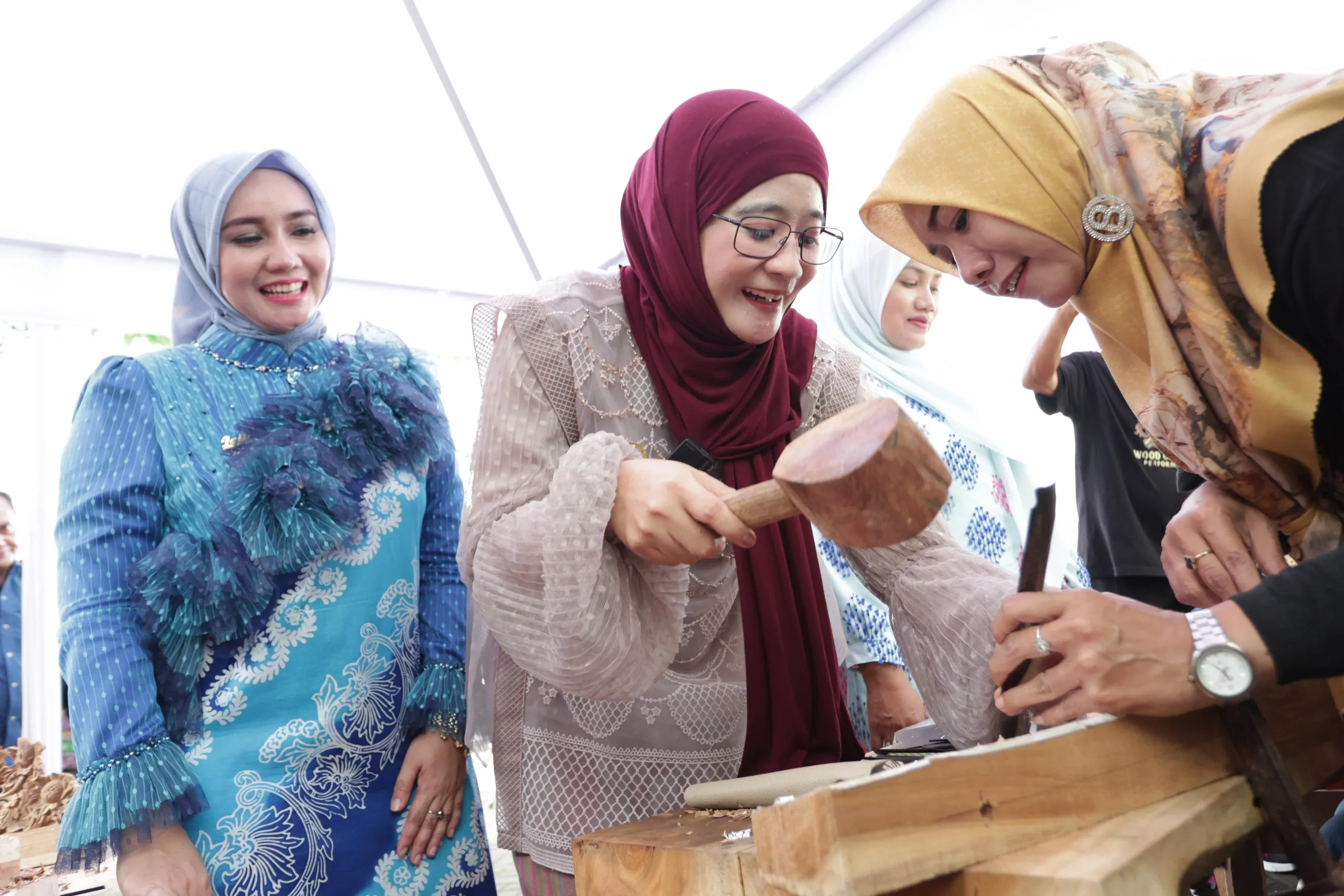 Peluncuran Galeri Dekranasda Jepara, Ning Nawal Dorong Kerajinan dan UMKM Jadi Penggerak Ekonomi Daerah