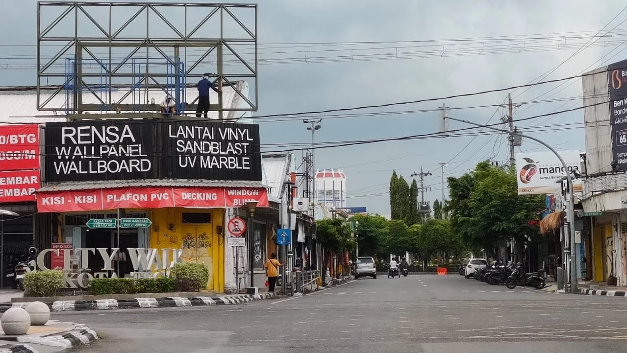 Cuaca Kota Tegal Senin 12 Januari 2026, Langit Berawan dan Udara Lembap