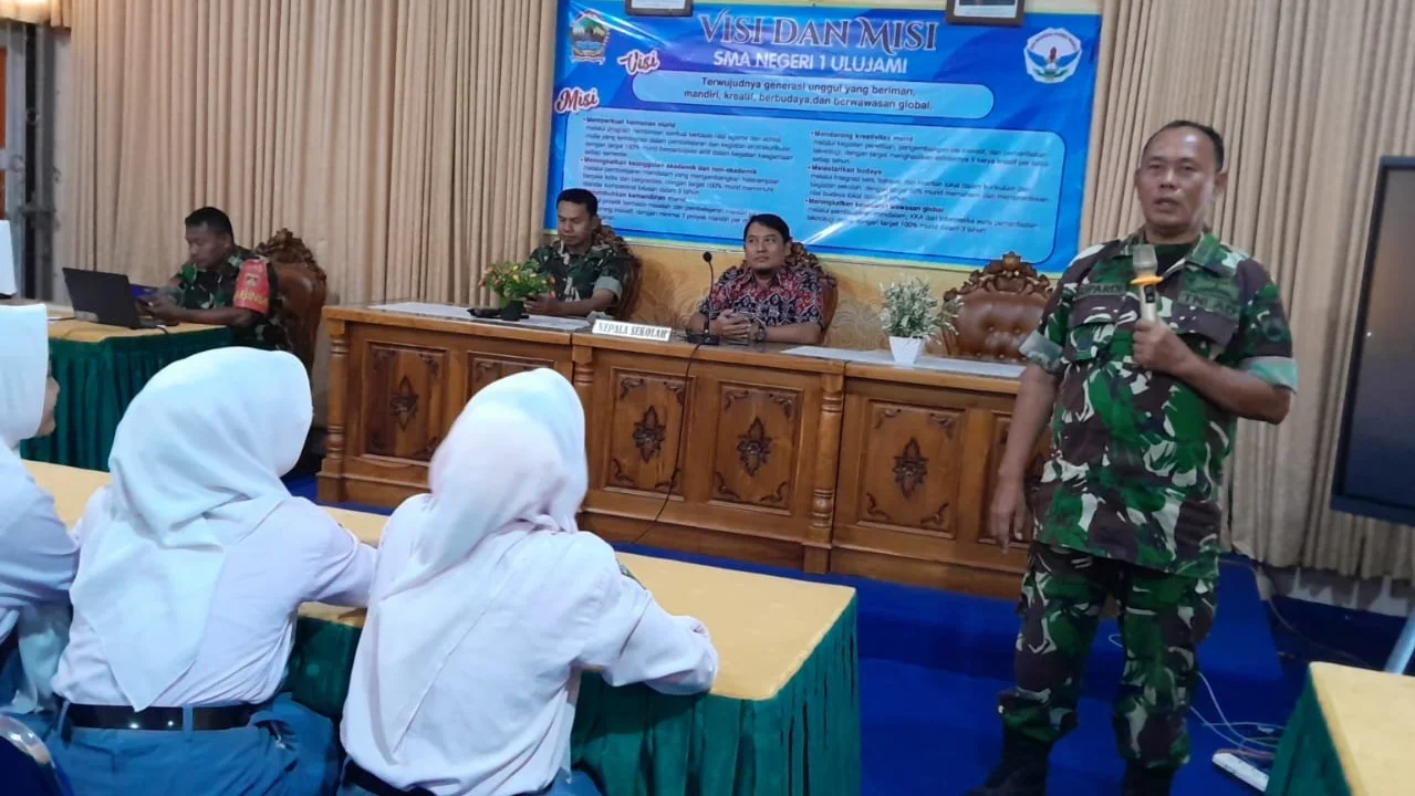 Koramil Ulujami Pemalang Sosialisasikan Penerimaan Prajurit TNI AD di SMA
