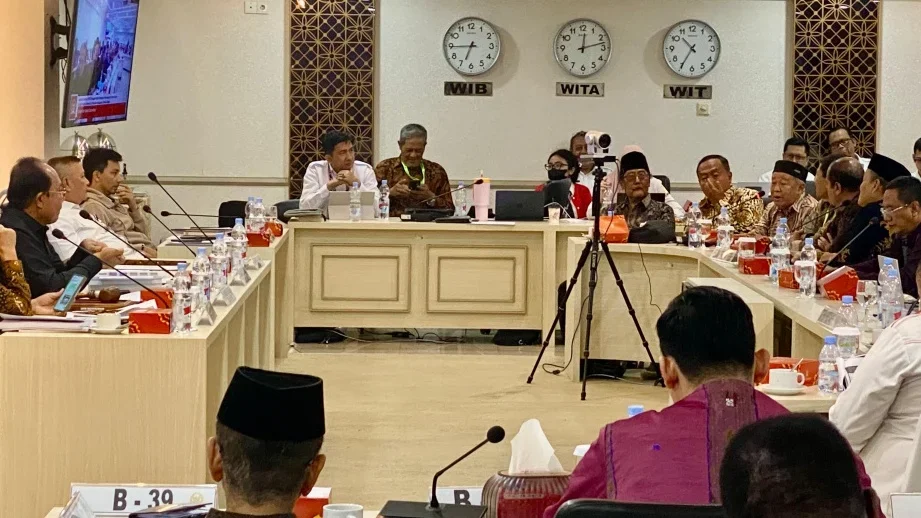 Pemaparan usulan Calon Daerah Otonom Baru (CDOB) Kabupaten Brebes Selatan oleh Presidium Pemekaran Kabupaten Brebes dalam Rapat Kerja Komite I DPD RI di Senayan, Jakarta, November 2025.