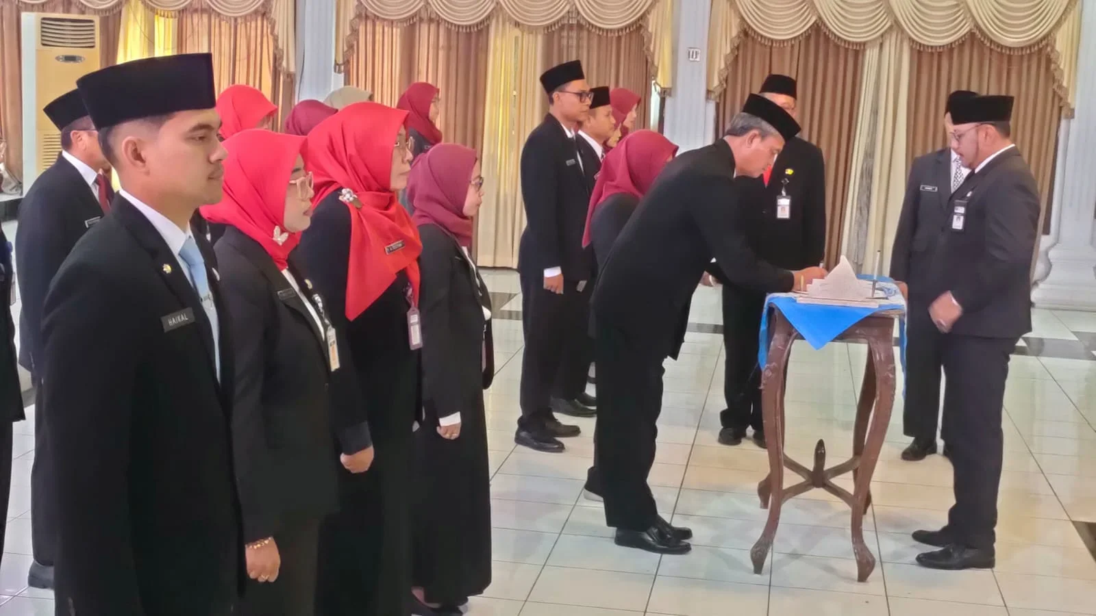 Lantik ASN untuk Promosi, Dedy Yon Minta Tak Alergi Evaluasi