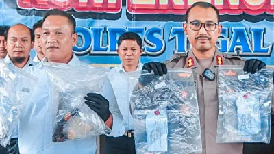 Tiga Sarang Narkoba Digerebek, Tim Kobra Satresnarkoba Polres Tegal Kota Ringkus Dua Pengedar Sabu