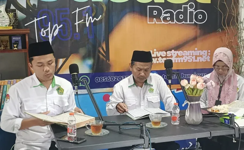 Ramadan 1447 H, Top FM Paguyangan Siarkan Tadarus Al-Qur’an 30 Juz Bersama Kemenag Brebes