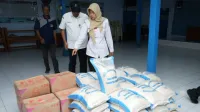 Nelayan Asemdoyong Terima Bantuan dari Pemkab Pemalang