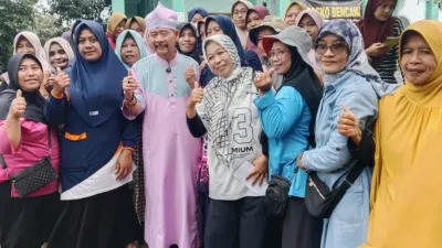 Bang Madit Kunjungi Warga Terdampak Banjir di Desa Adisana Brebes, Begini Pesannya