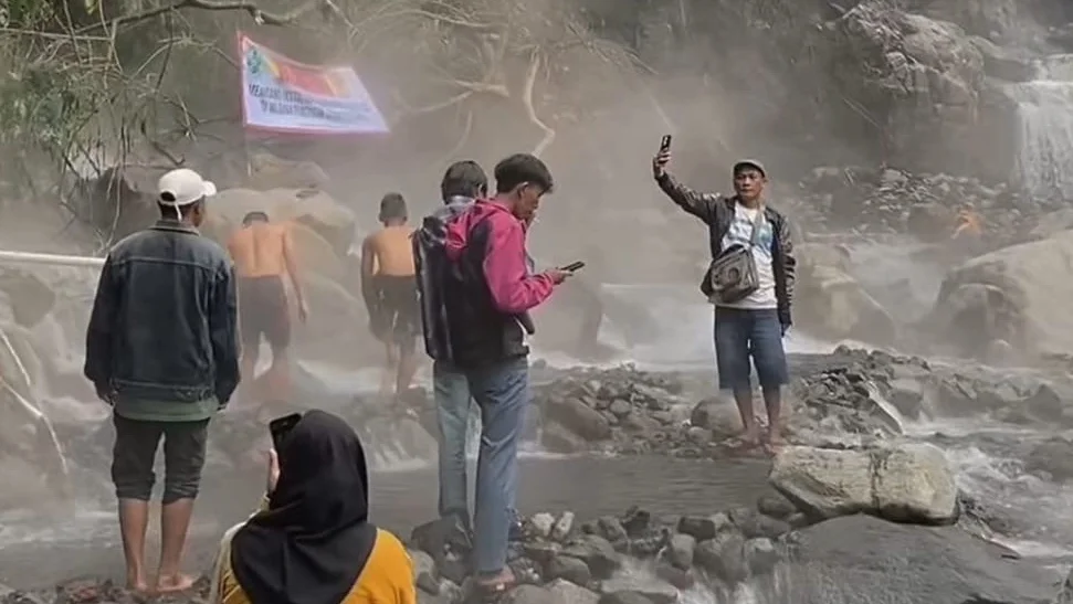 Cuaca Wisata Guci Tegal Hari Ini 9 Februari 2026, Waspadai Petir di Sore Hari