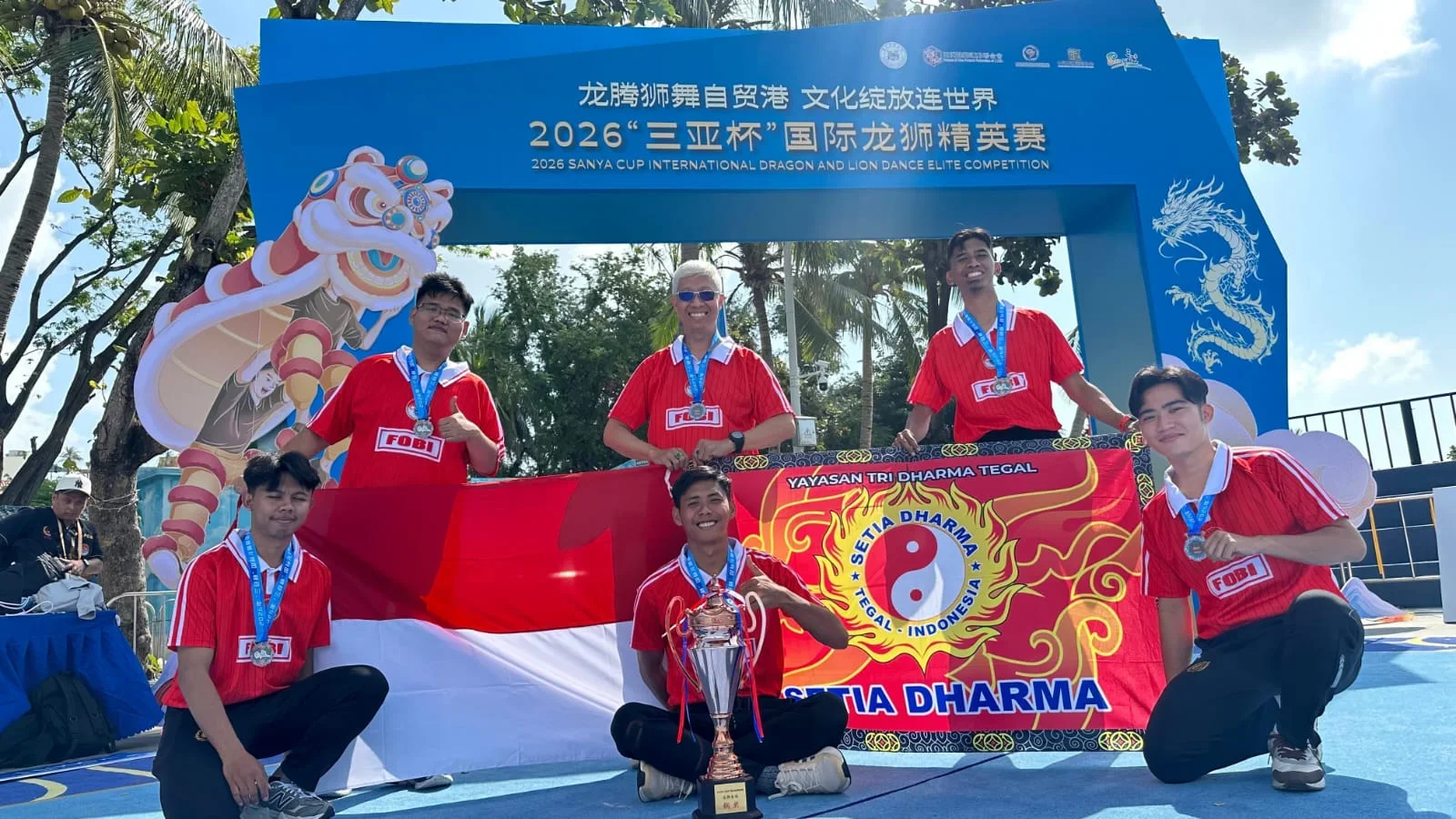 Tampil di Kandang Cina, Barongsai Kota Tegal Bawa Pulang Perunggu